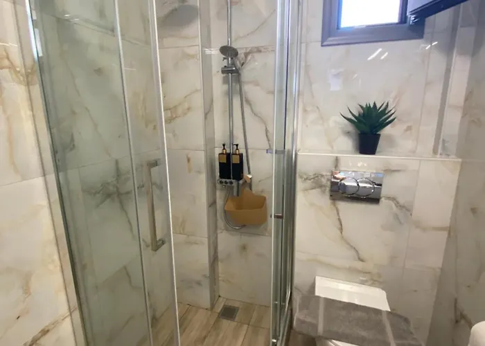 Sarra Halkidiki * Kalyves Polygyrou